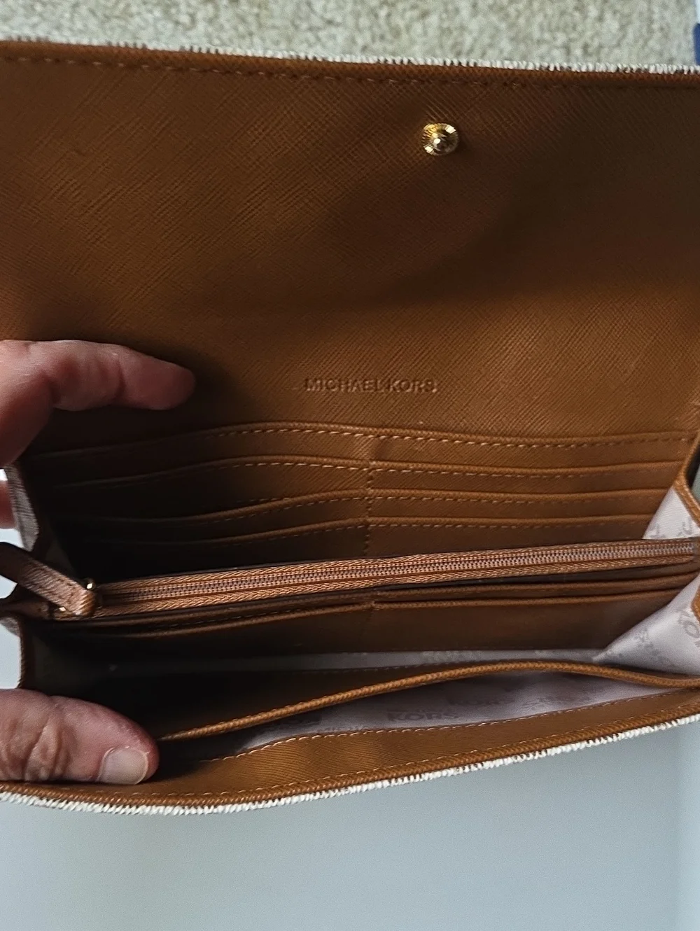 Michael Kors Caramel Saffiano Continental Wallet